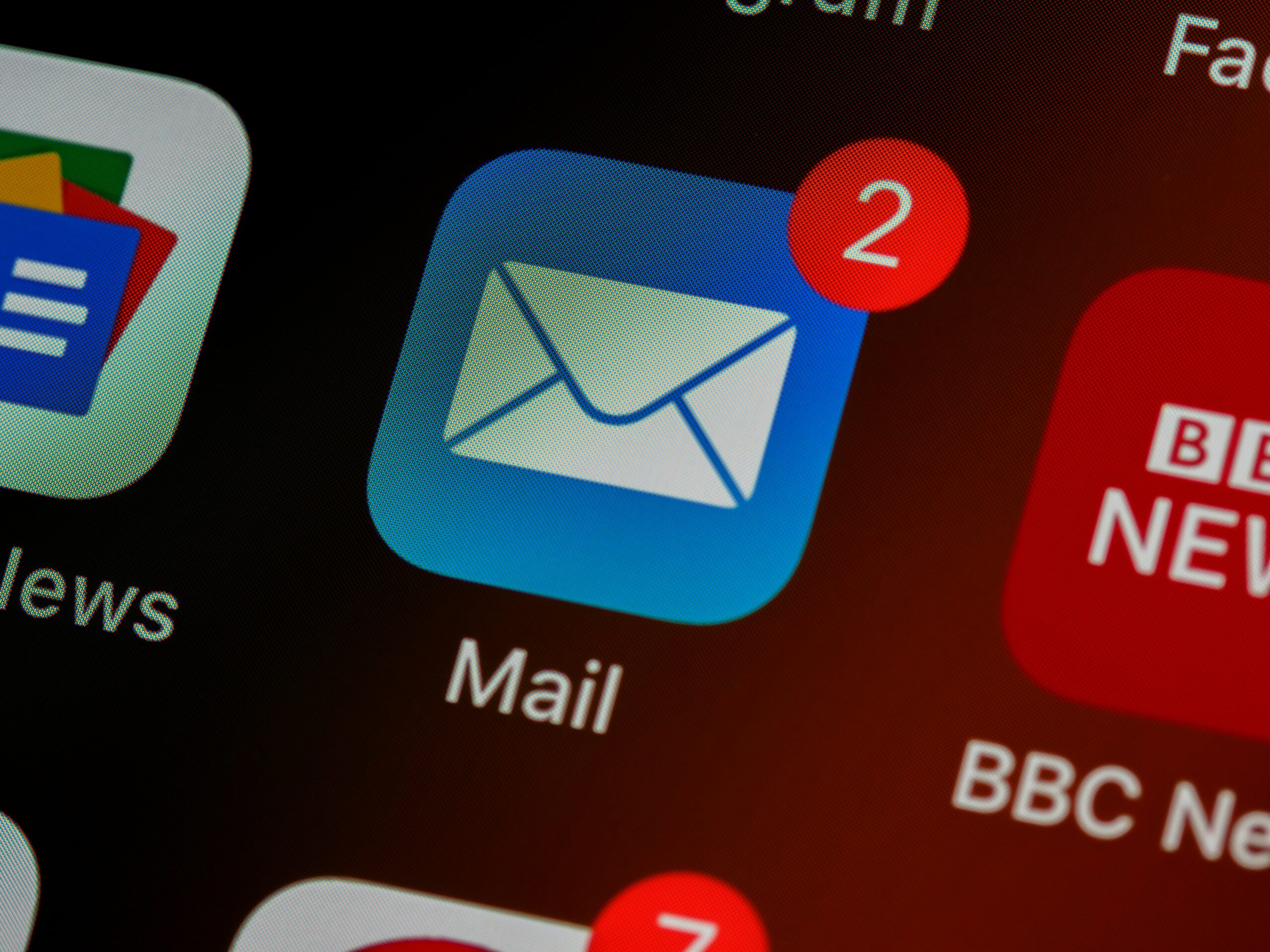 email marketing sign for digitallaveen